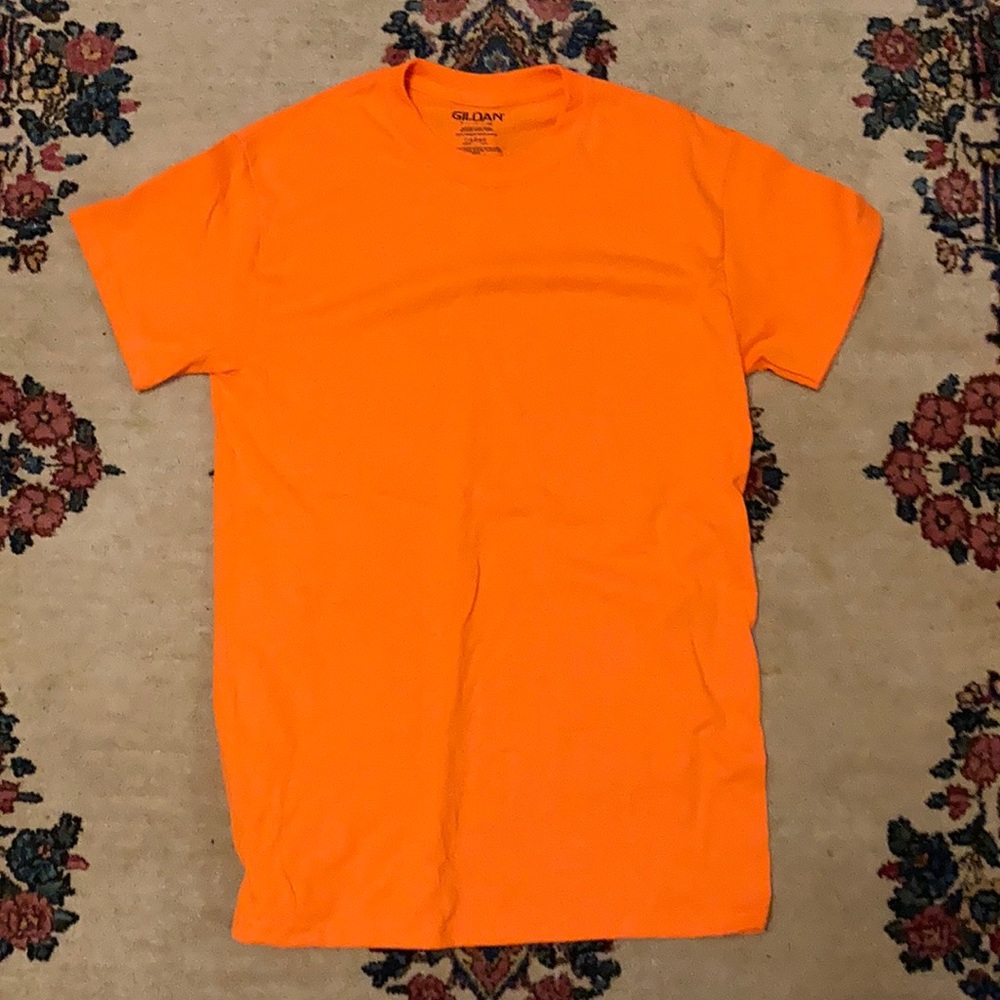 Bright orange t shirt